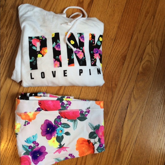 PINK Victoria's Secret Pants - PINK Victoria’s Secret leggings